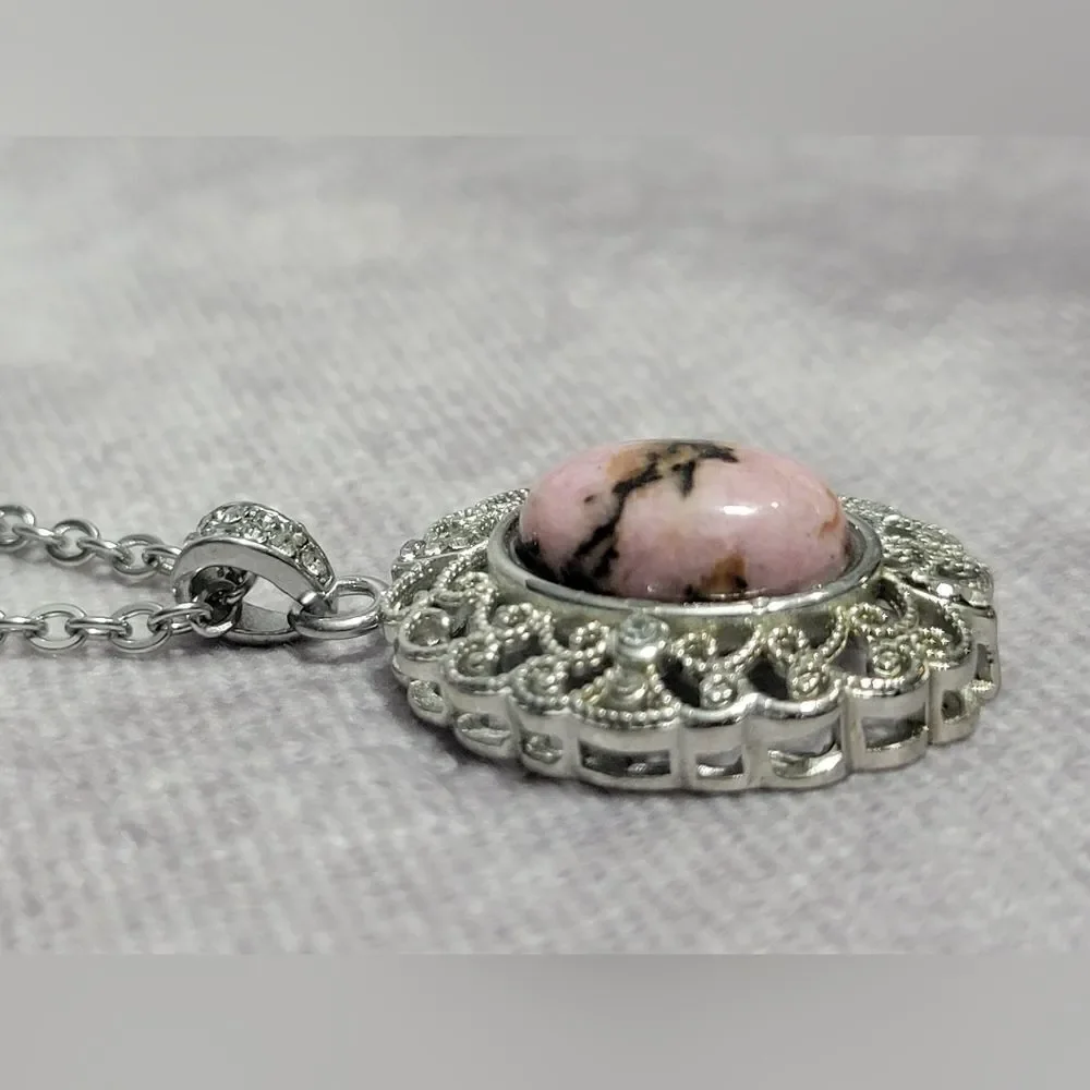 Orissa Rhodolite Garnet Pendant Necklace‎